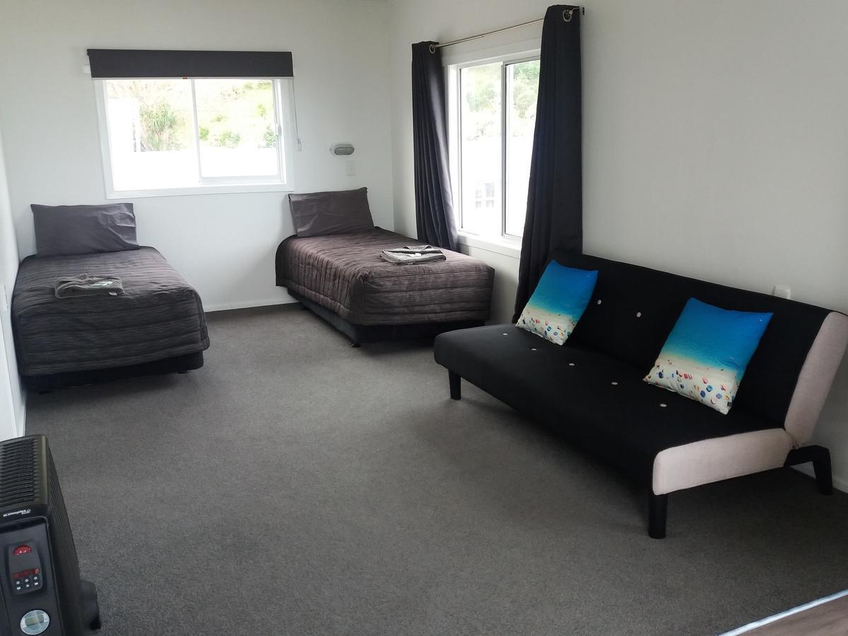 Mahia Motel And Holiday Park Bagian luar foto
