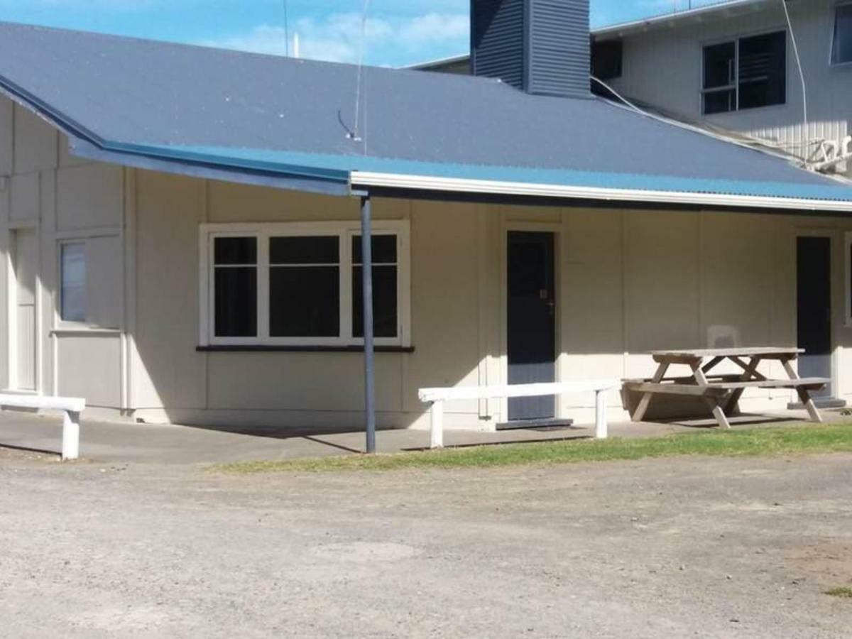 Mahia Motel And Holiday Park Bagian luar foto