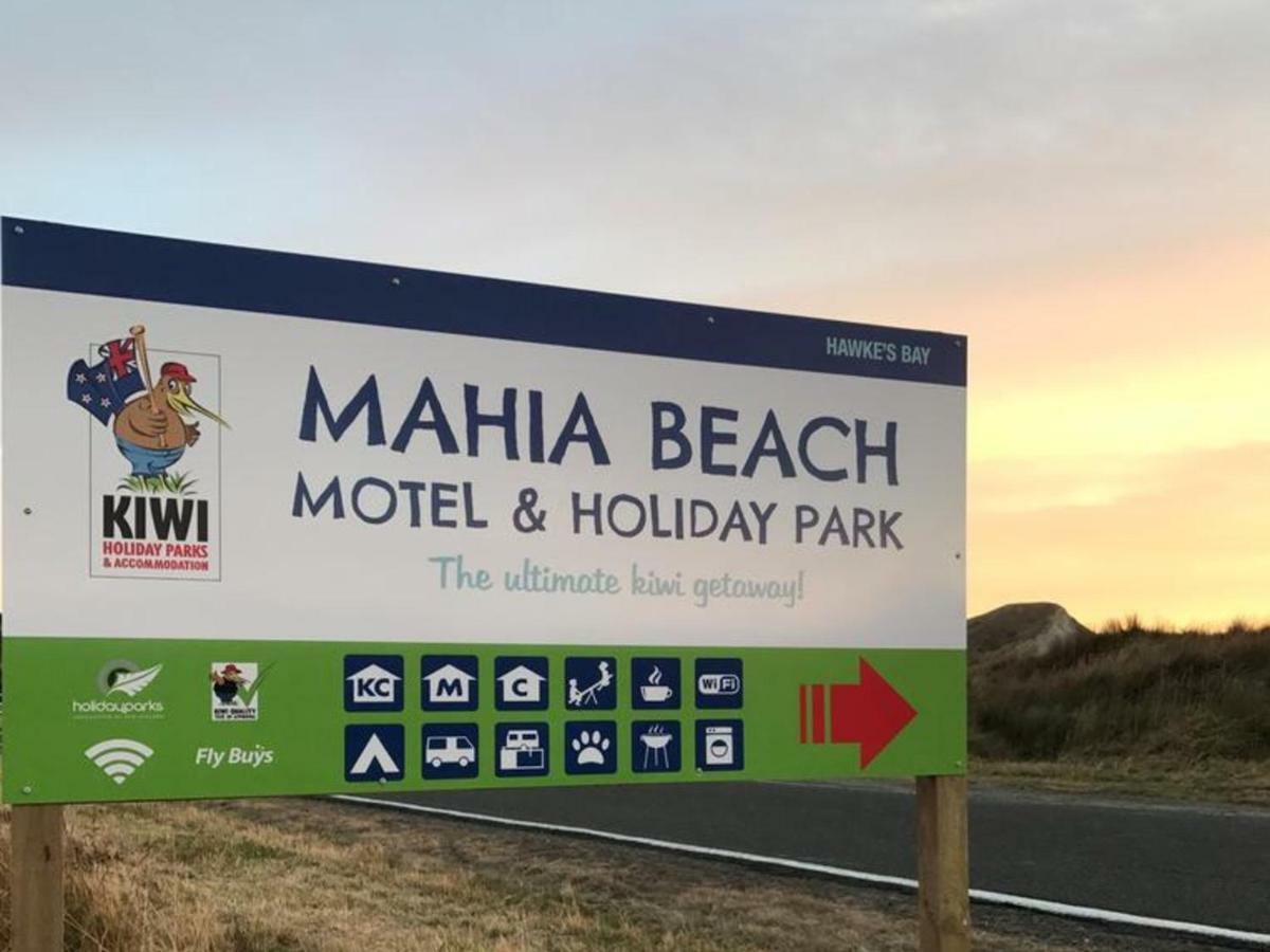 Mahia Motel And Holiday Park Bagian luar foto