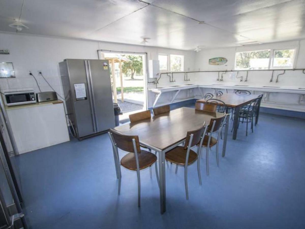 Mahia Motel And Holiday Park Bagian luar foto